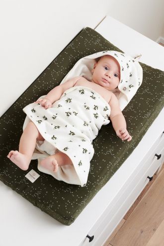 Noppies Baby Comfort Baby hooded towel Blooming Clover 100x105 cm - Beetle