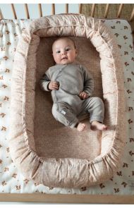 Noppies Babynestje Botanical Baby nest - Misty Rose