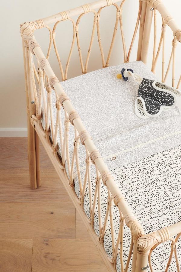 Crib mattress top sheet size