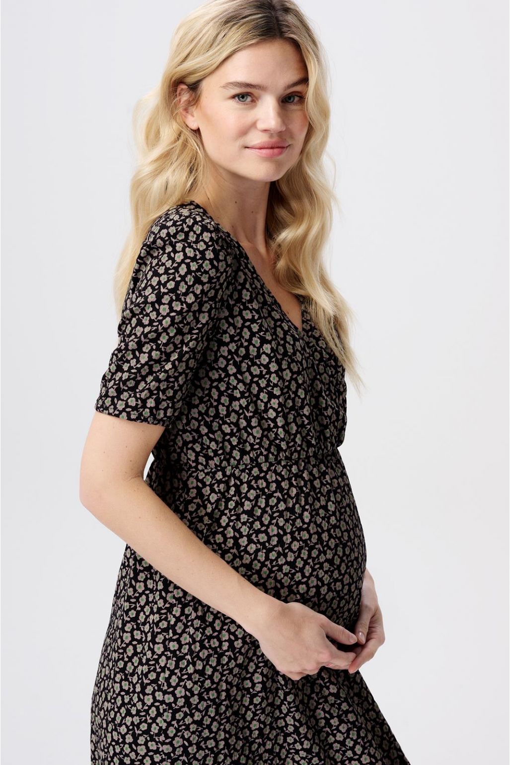 Noppies Still-Kleid Jaelynn - Black flower