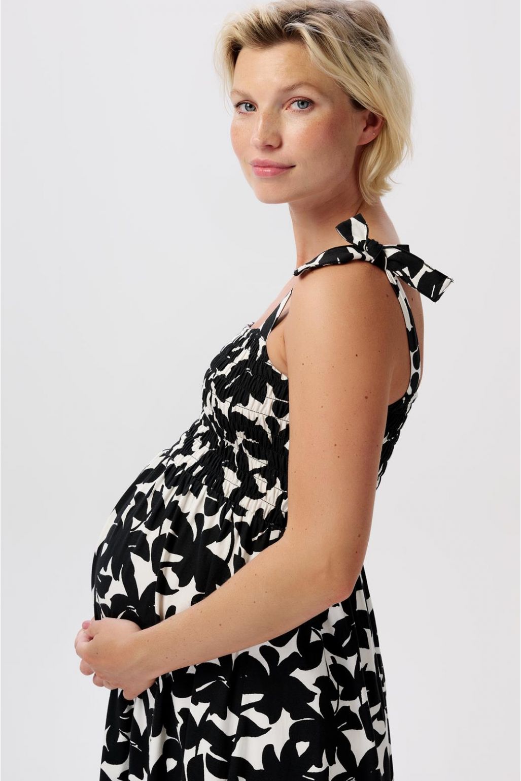 Noppies Robe Nia - Black Big Flower