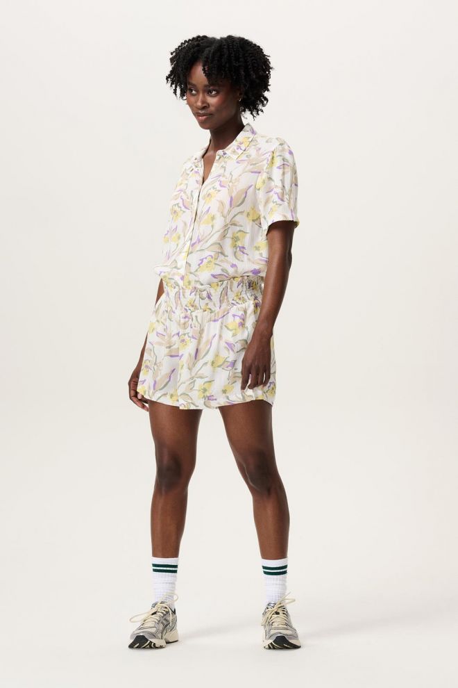 Noppies Maternity Shorts Kasia - Big Flower Print